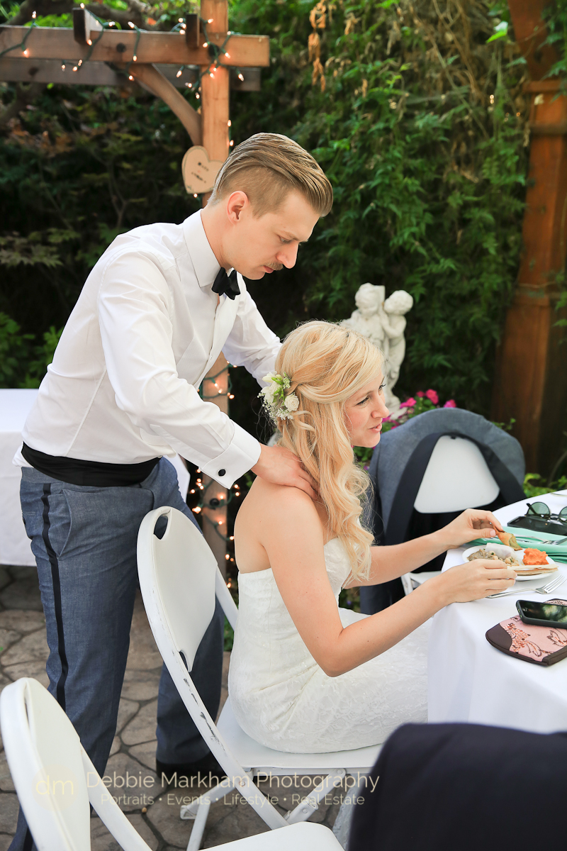 Destination Wedding_Photos_Garden Wedding_Quaint Wedding_Outdoor Reception_Portraits_Robin's Restaurant_Cambria_Photographer_Debbie Markham-0645